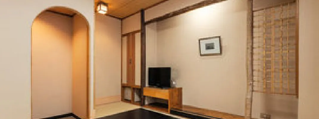 Compact Japanese Room