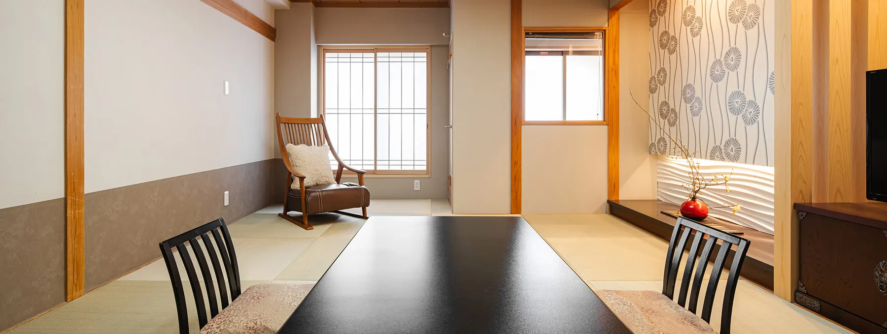 View onsen in the Japanese room